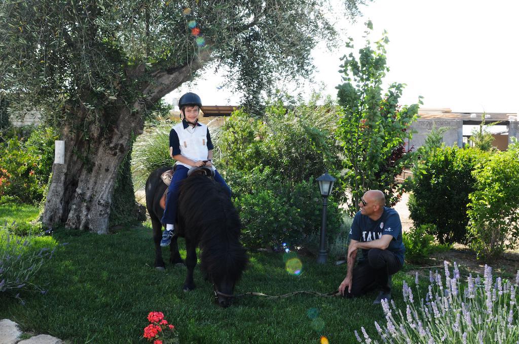 Le Querce Di Mamre Villa Manfredonia Buitenkant foto
